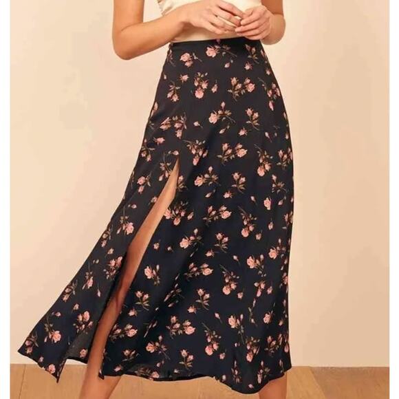 Reformation Dresses & Skirts - Reformation Zoe Side Slit Midi Skirt Black and Pink Floral Size 2